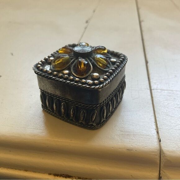 GANZ Pill Boxes Jeweled Rhinestone Lided Boxes Oval Square Silvertone - Picture 10 of 13